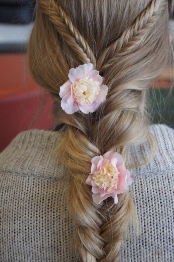 Fish Tail Braid Wedding Hairstyle With Flowers Lovely Wedding