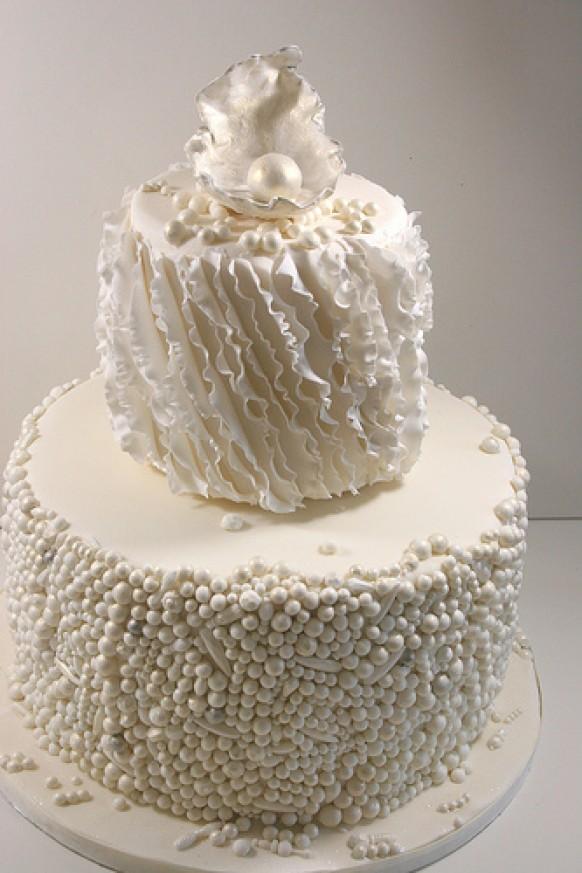 Food Favor Oyster Club Cake1 1987926 Weddbook