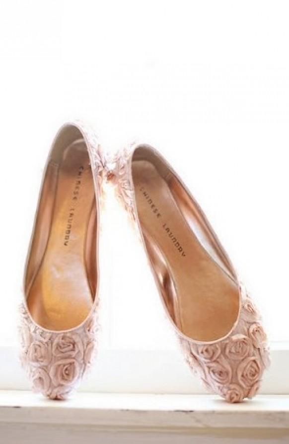 pale pink bridal shoes